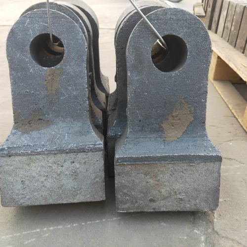 耐磨高鉻合金錘頭鑄件錘式破碎機(jī)錘頭