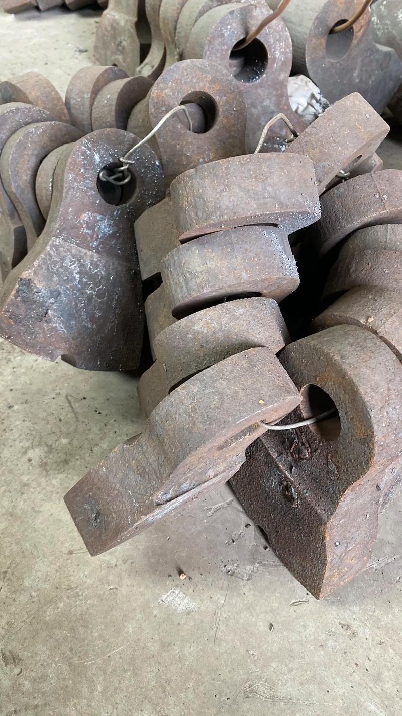 廢鋼破碎機(jī)經(jīng)久耐用的關(guān)鍵 優(yōu)質(zhì)材質(zhì)與鑄造工藝解析